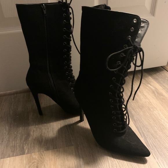 Never worn pointy heeled boots. So cute! - Picture 2 of 3